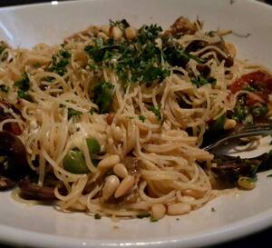 Yard House Photos Pictures Of Yard House Downtown Cincinnati